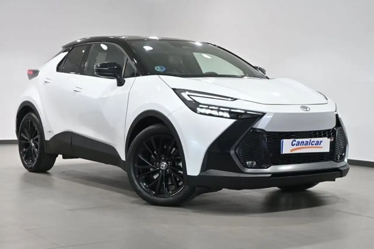 Toyota C-HR 200H GR Sport — Galerie du véhicule 3