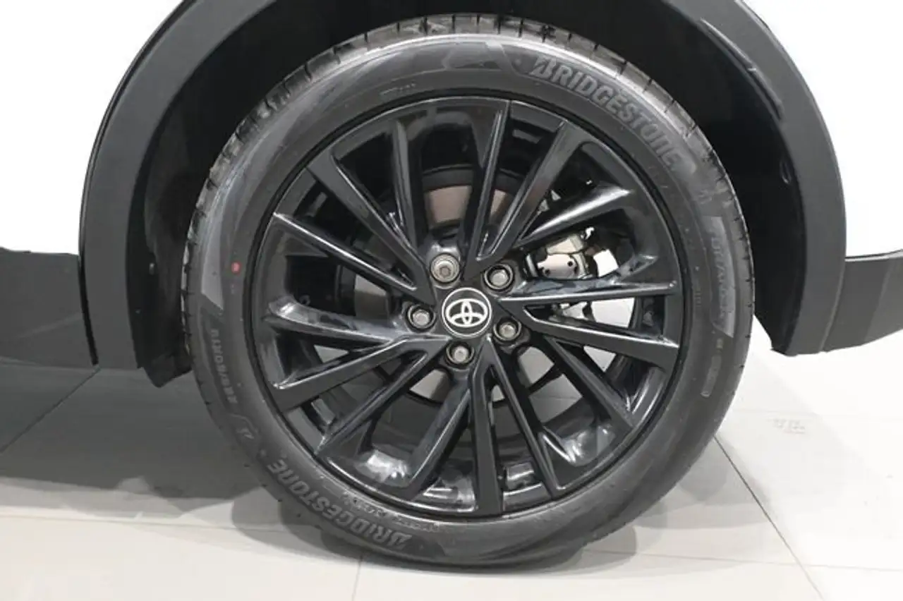 Toyota C-HR 200H GR Sport — Galerie du véhicule 29
