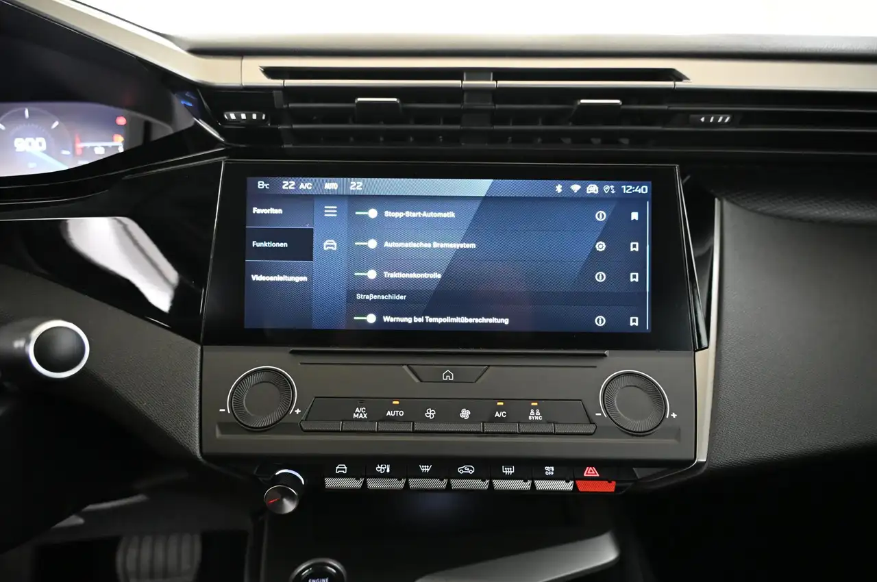 Peugeot 308 1.2 130 e-THP EAT8 Active-Pack LED/CAR-PLAY/ 16 — Vehicle gallery 17