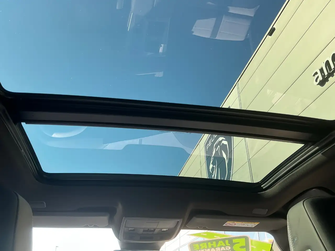 Opel Grandland GS (82kWh) Electric Navi+Pano+SD+SHZ — معرض صور السيارة 19