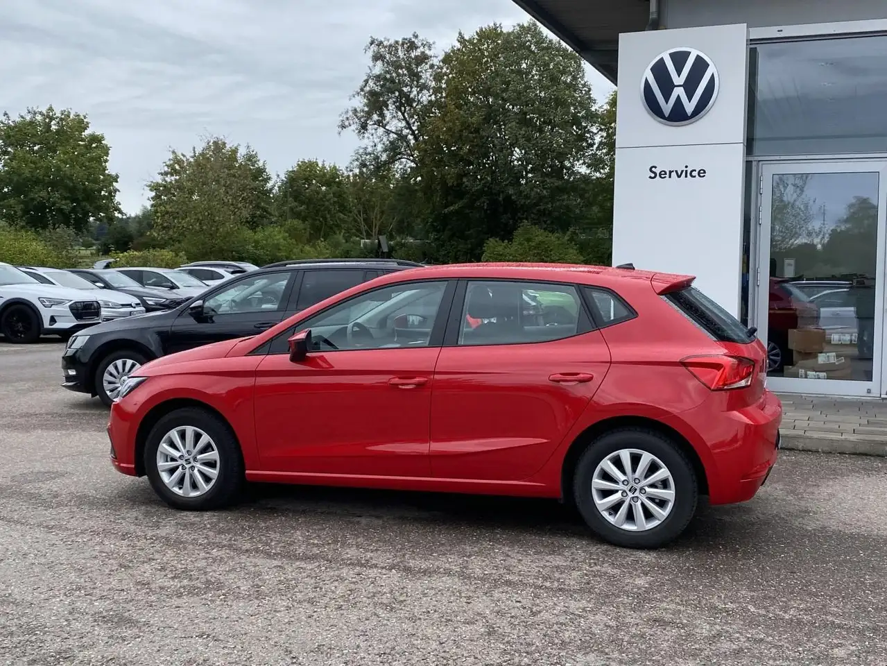 SEAT Ibiza 1.0 TSI DSG Style FULL-LINK+VIRTUAL-COCKPI — معرض صور السيارة 3