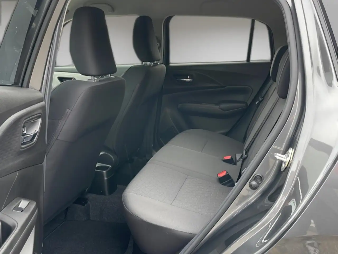 Suzuki Swift 1.2 Allrad Mild-Hybrid Comfort Navi+PDC+ACC — Galerie du véhicule 14