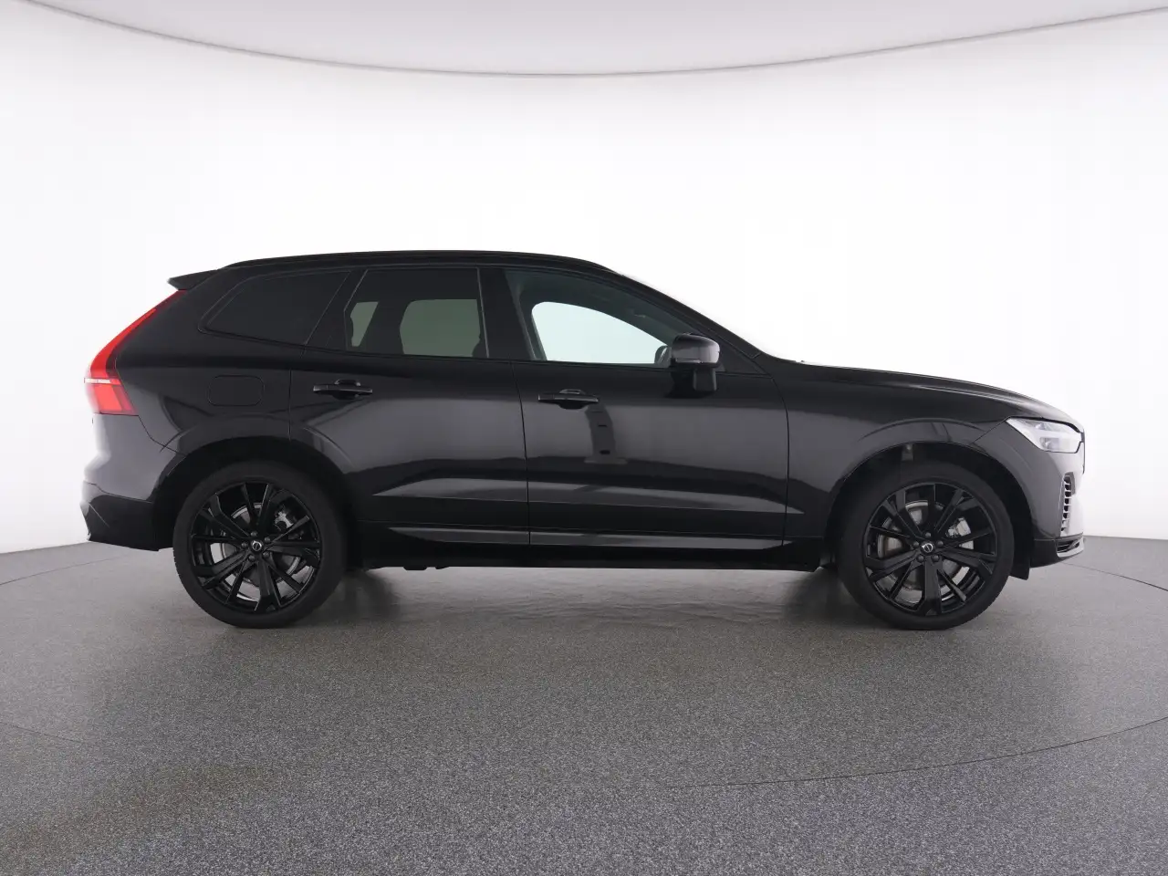 Volvo XC60 T8 Recharge Plus Black Ed.+21'+MET+PANO+ — Galerie du véhicule 13
