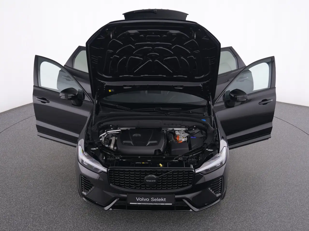 Volvo XC60 T8 Recharge Plus Black Ed.+21'+MET+PANO+ — Galerie du véhicule 14