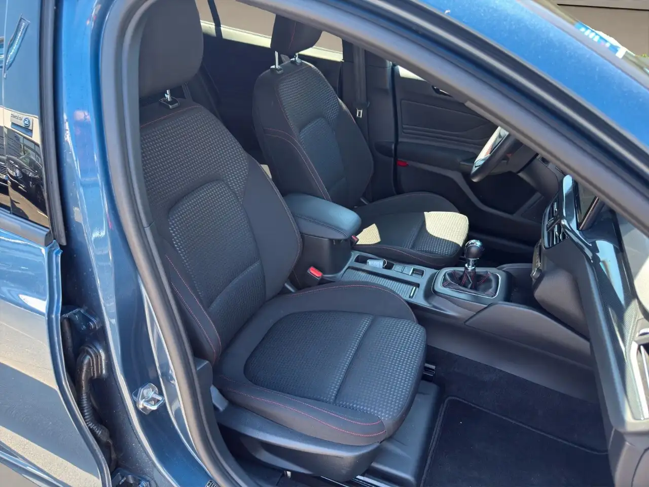 Ford Focus Turnier ST-Line — Galería del vehículo 13