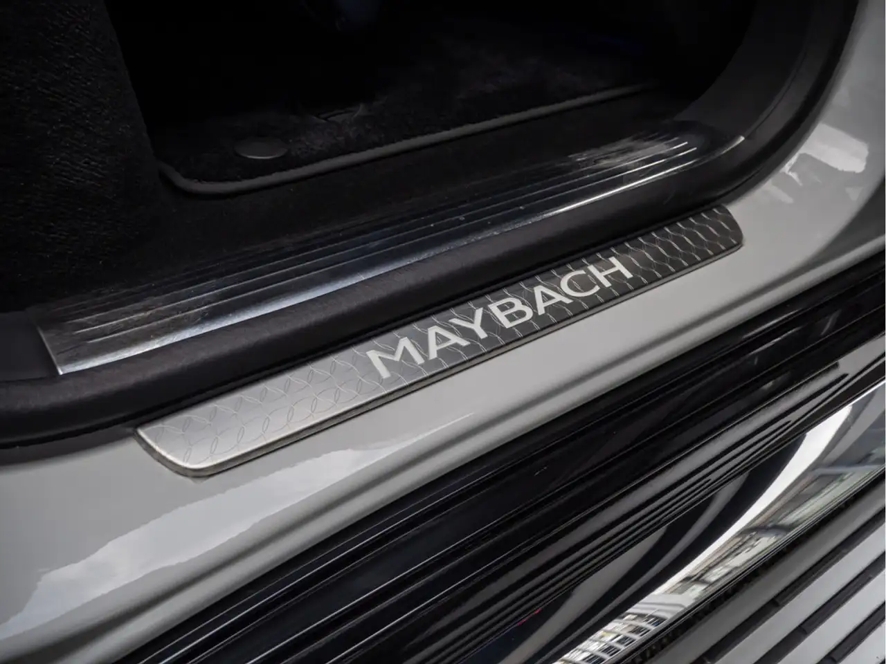 Mercedes-Benz GLS 600 Maybach Manufaktur FirstClass Distr. — Galería del vehículo 11