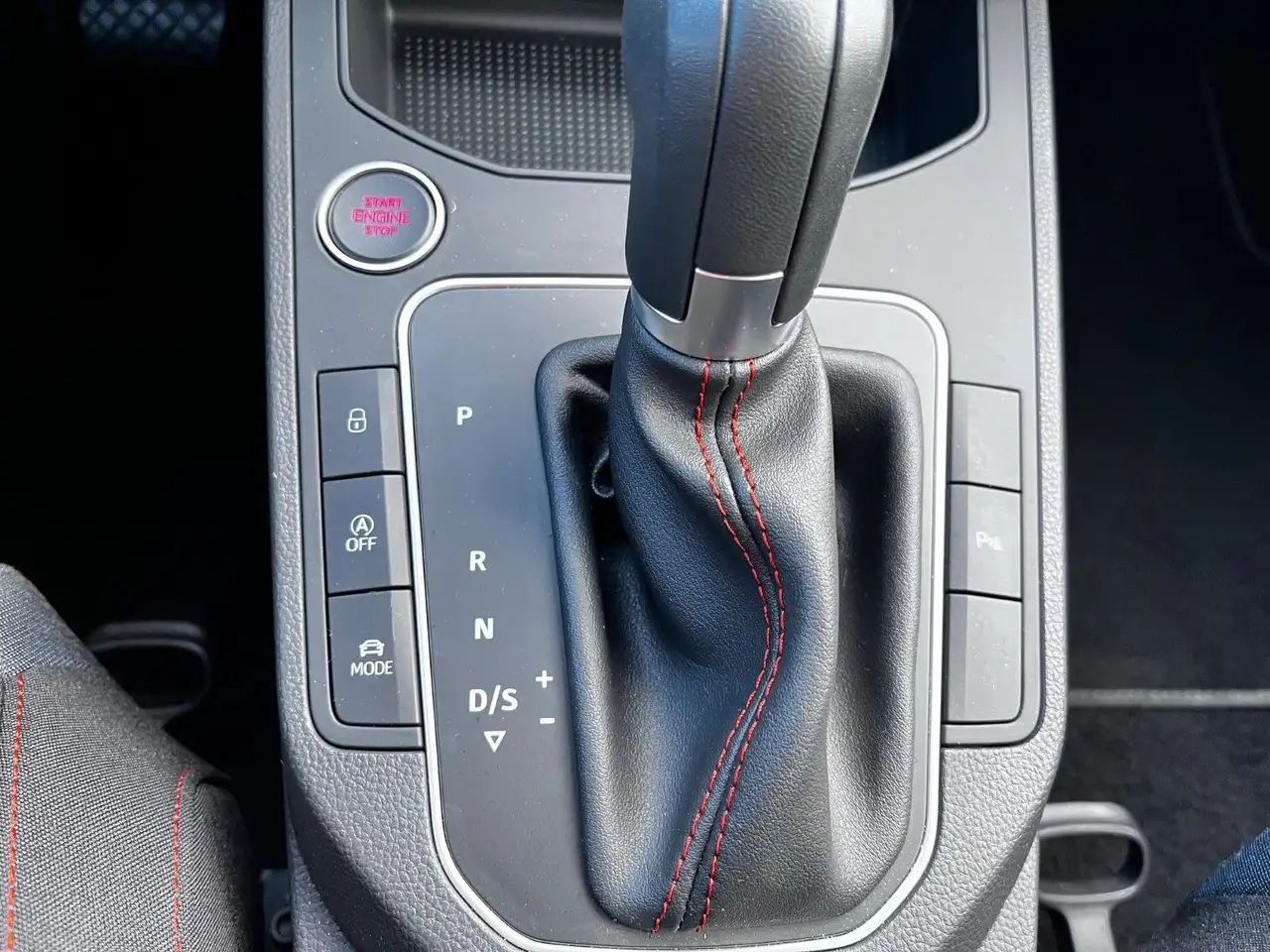 SEAT Ibiza FR DSG LED CAM APP SHZ KEYLESS — معرض صور السيارة 14