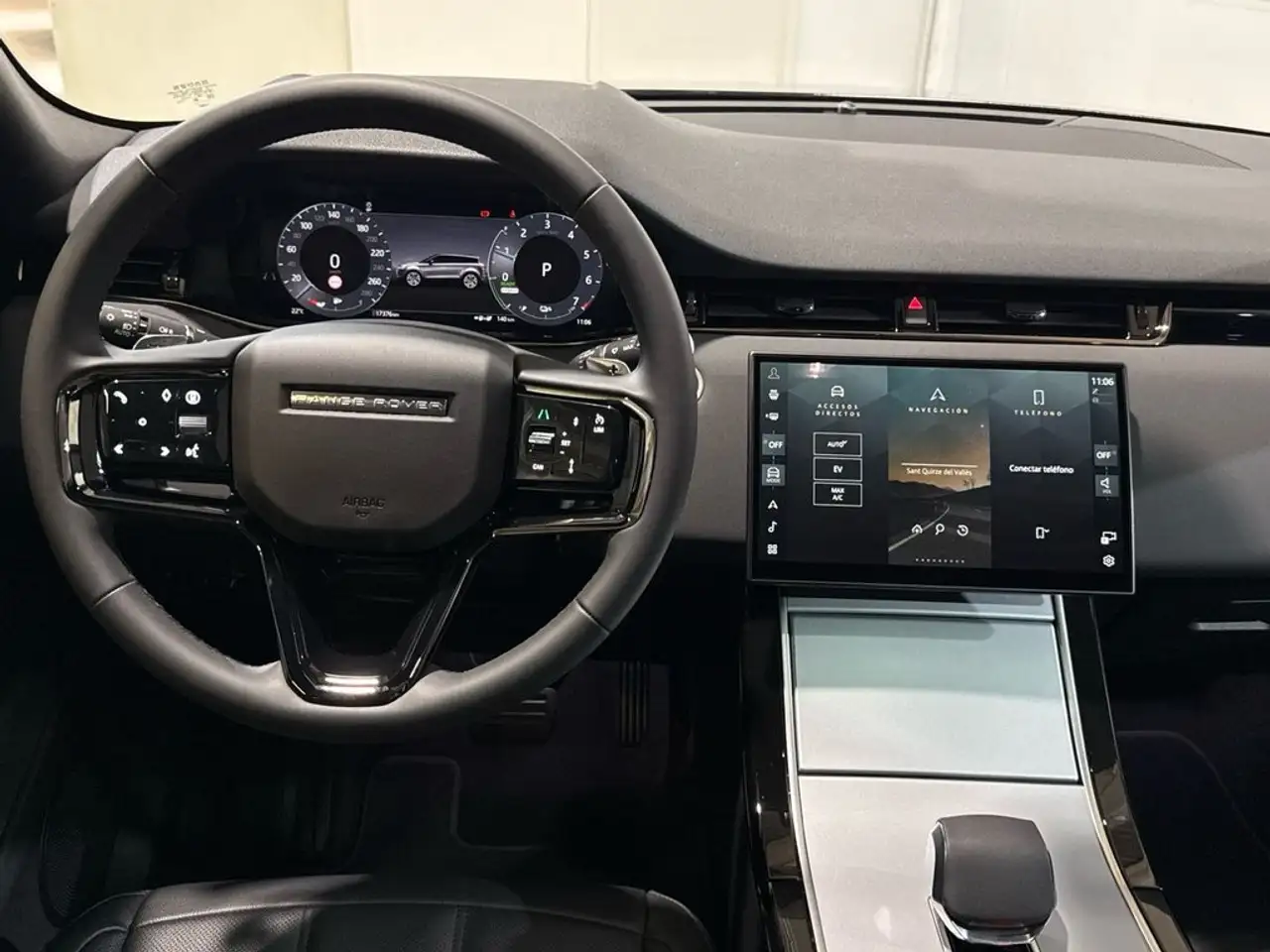 Land Rover Range Rover Evoque 1.5 I3 PHEV S AWD Auto — Vehicle gallery 8