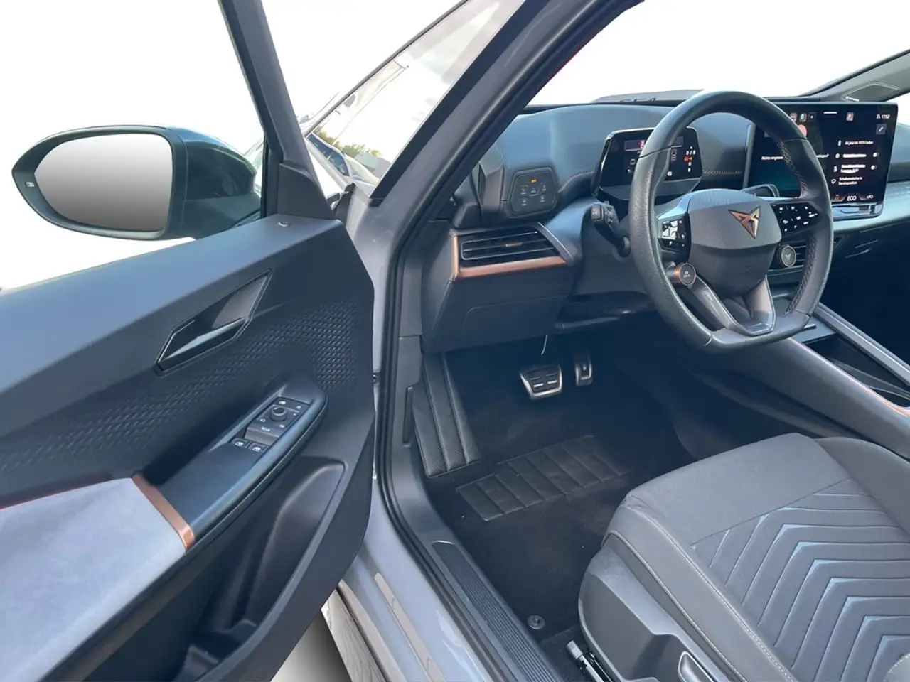 CUPRA Born 60 kwh NAVI*LED*ACC*PDC*KAMERA*SOUND*DAB*19" — Vehicle gallery 13