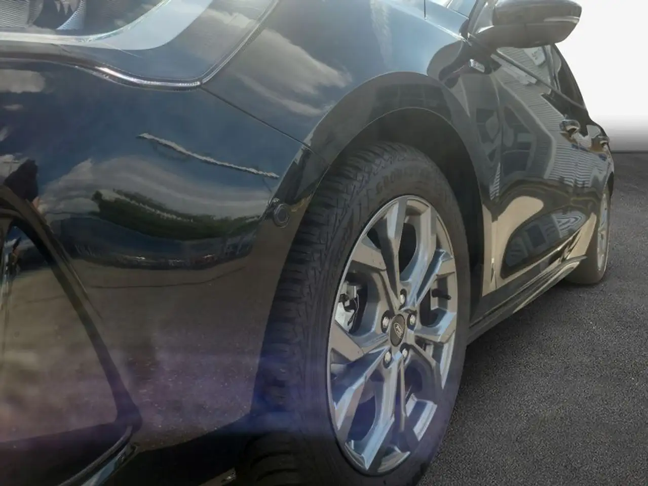 Ford Focus Turnier 1.0 EcoBoost Hybrid Aut. ST-LINE X — Galerie du véhicule 6