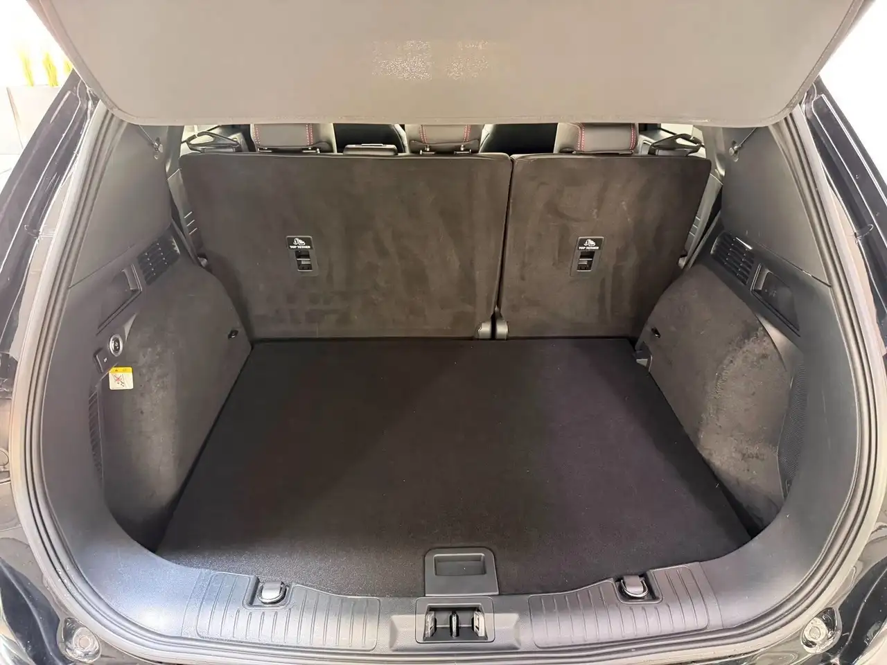Ford Kuga 1.5 ST-Line X Automatik Pano|AHK|1.Hand — معرض صور السيارة 15