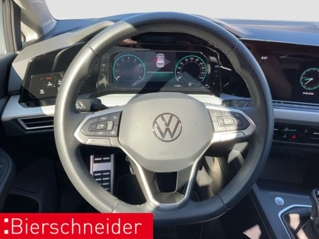 Volkswagen Golf 8 1.0 TSI Move LED SHZ PDC ALU — معرض صور السيارة 11
