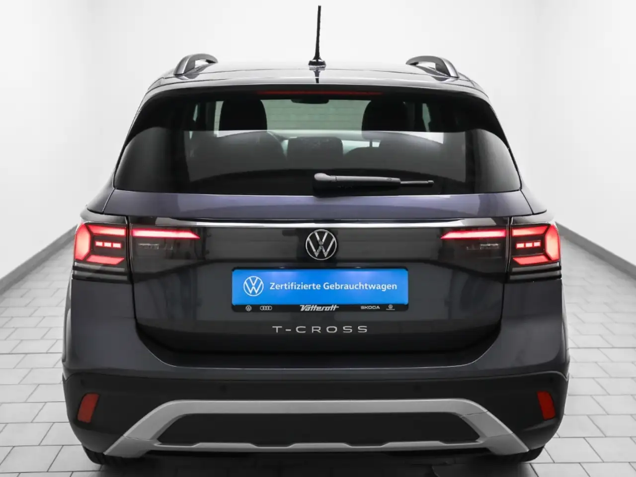 Volkswagen T-Cross 1.0 TSI GOAL LED AHK Kamera — Vehicle gallery 4