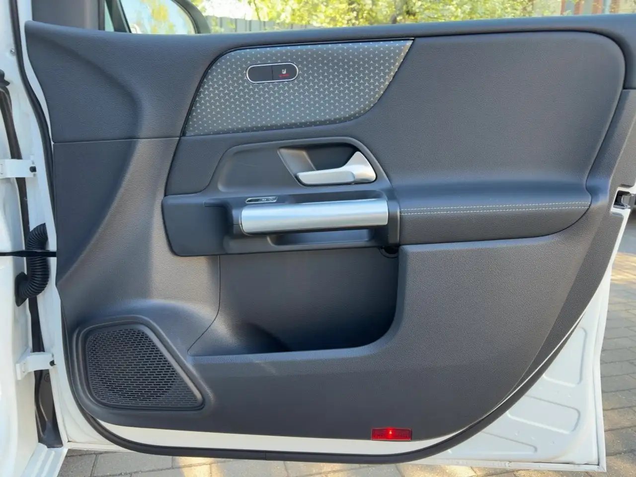 Mercedes-Benz B 200 B 200 PROGRESSIVE+NAVI+AUTOM.+KLIMA+LED+SITZHZG. — Galerie du véhicule 22