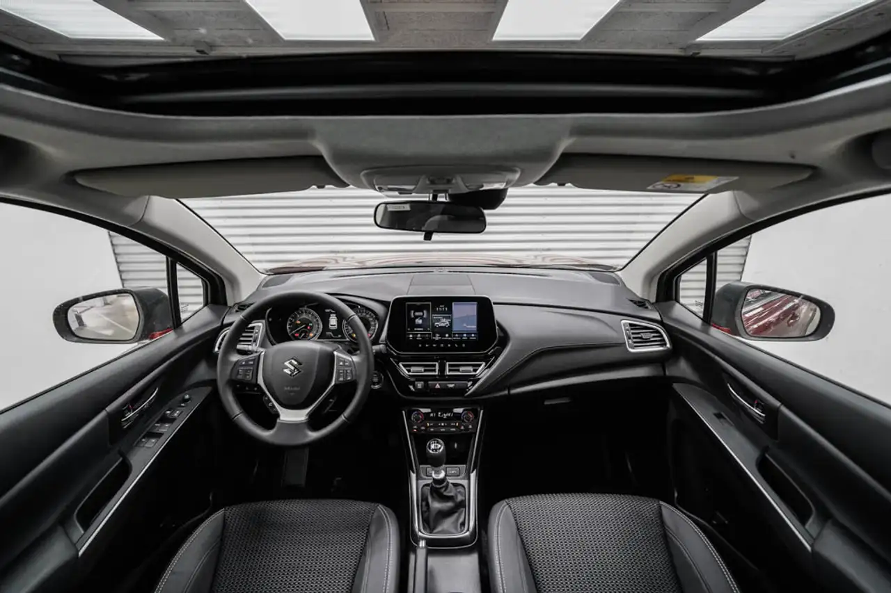 Suzuki S-Cross 1,4 2WD MT Mild-Hybrid Comfort+ PA -LAG. — Galerie du véhicule 5