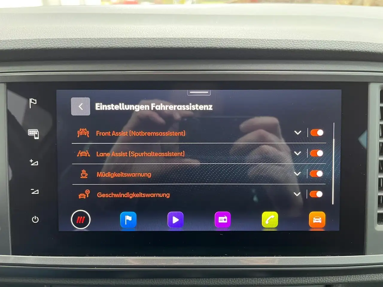 CUPRA Ateca 1.5 TSI DSG LED NAVI KAMERA ELKT. KLAPPE — Galerie du véhicule 20