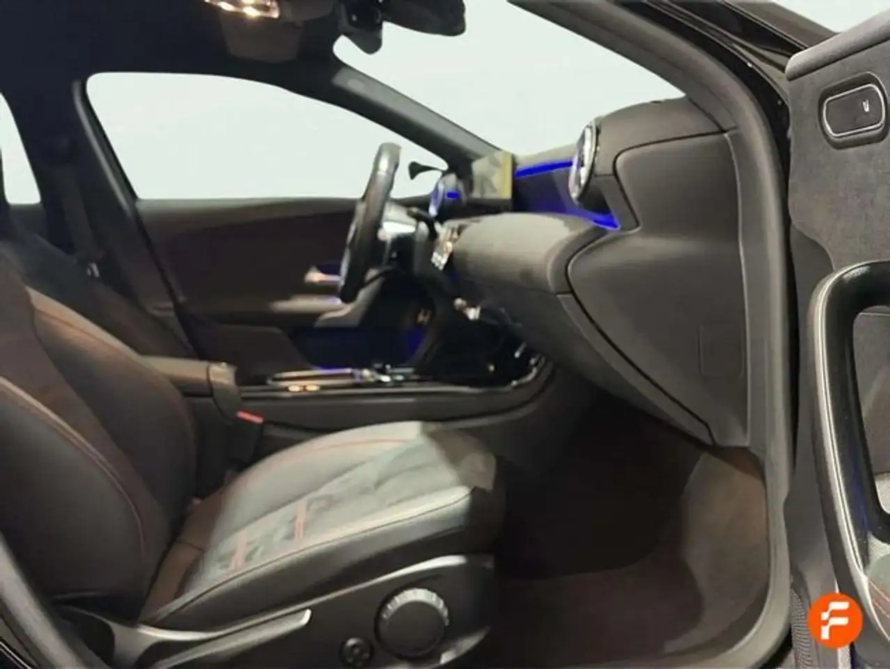Mercedes-Benz A 250 e con tecnologí híbrida EQ — Galería del vehículo 15